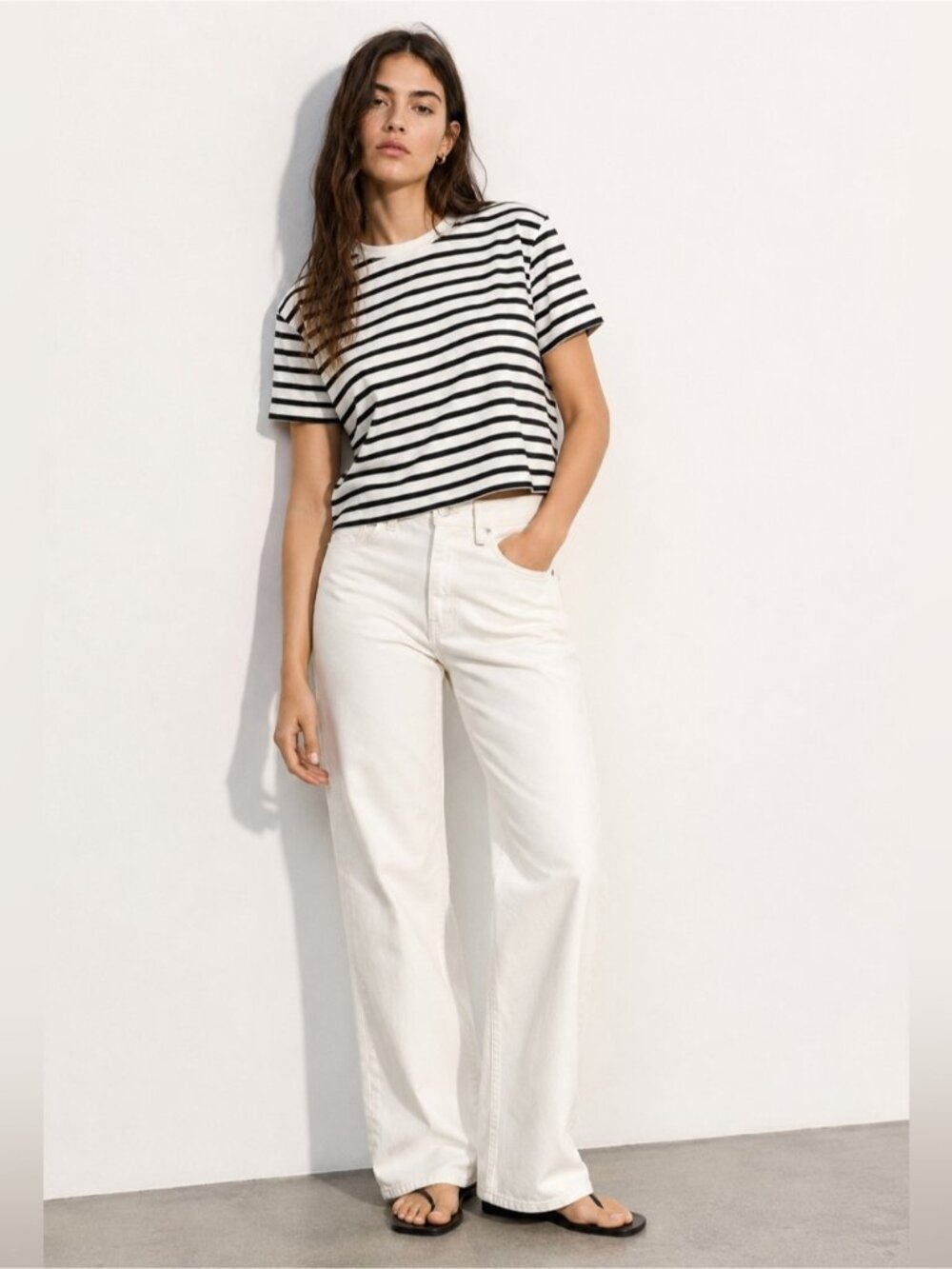 Zara Black & White Striped Cropped Tee Women’s Size Small
